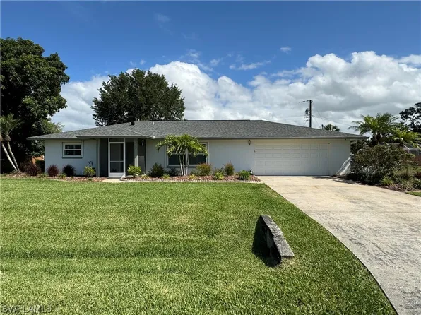 2367 Gorham Ave, Fort Myers, FL 33907