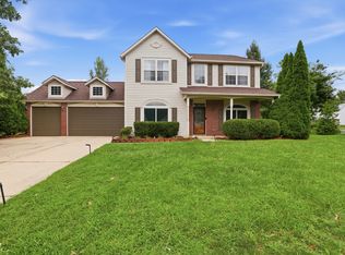 10086 Palmaire Pl, Fishers, IN 46038