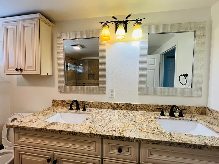 17215 Grayland Ave — Photo 27