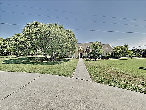 2nd image of 120 Woodland Dr