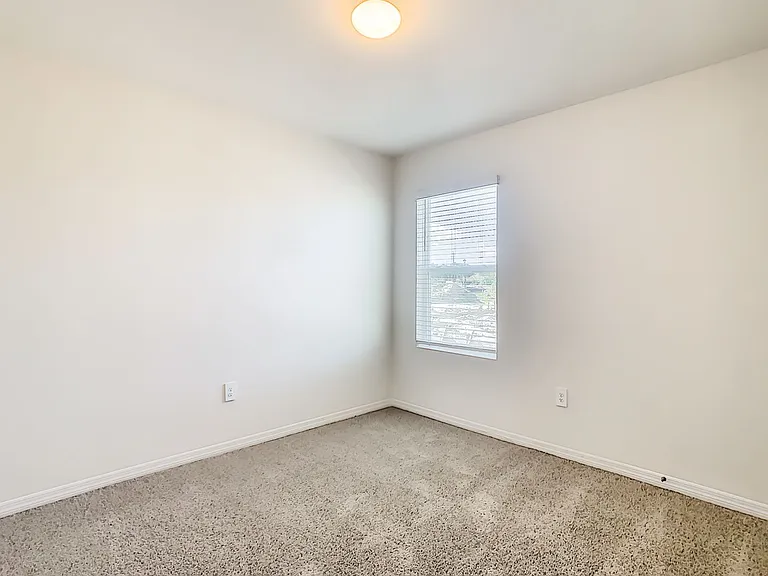 4203 Manatee Ln — Photo 35