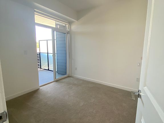 4th image of 15815 85th Ave #201