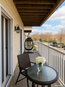 34 Schoolhouse Drive #208, West Hartford, CT, 06110