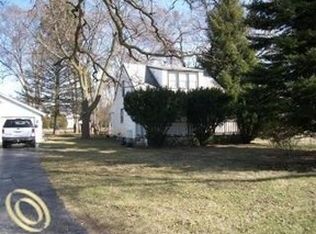 7587 E M 36, Hamburg, MI 48139