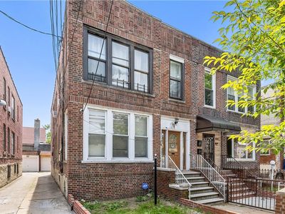 844 E 222nd Street, Bronx, NY, 10467