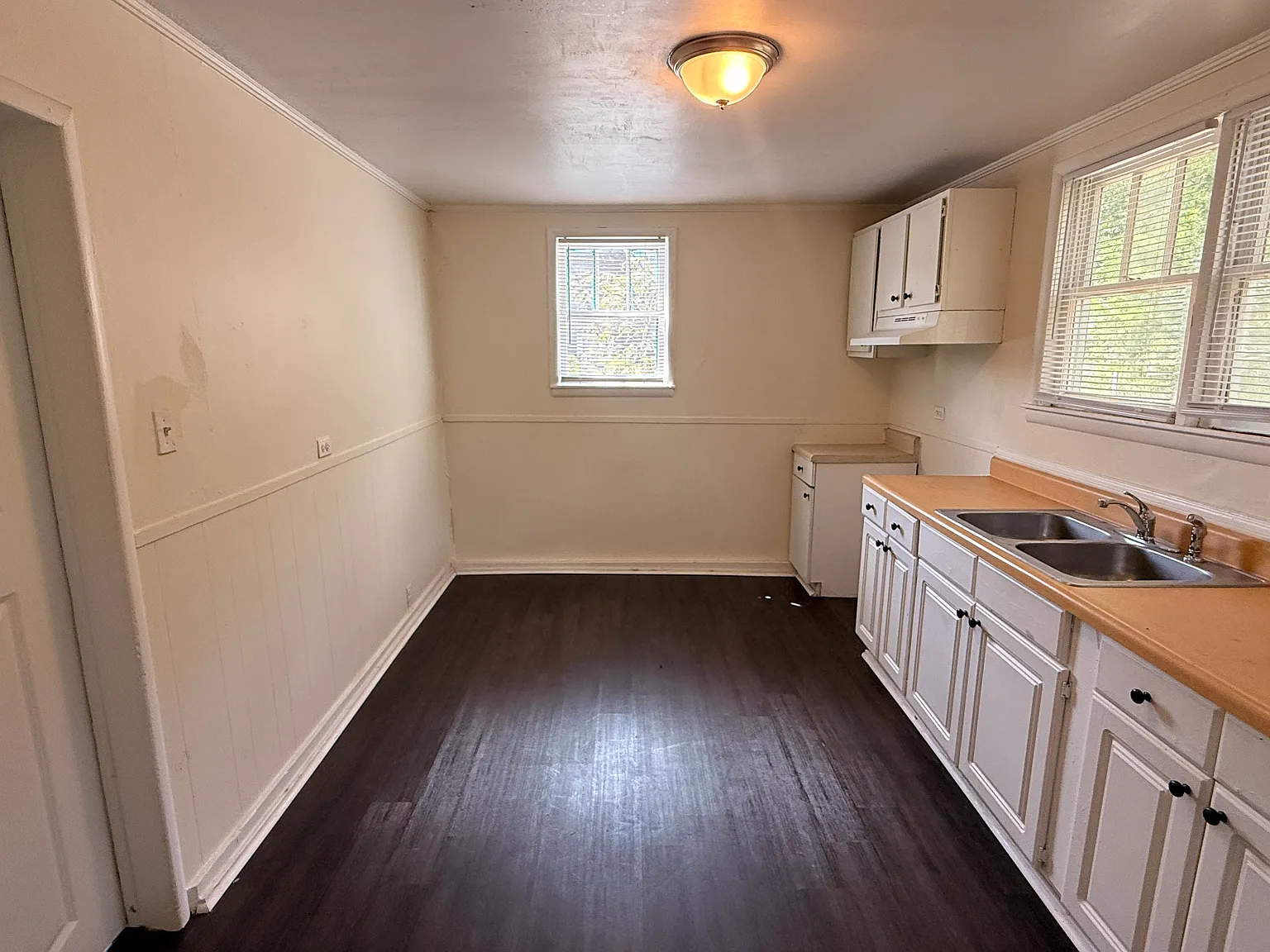 4 bed, 1380 sqft, $1,200 — Photo 4