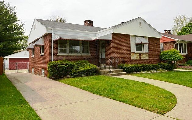 1st image of 2322 Hawthorne Ave