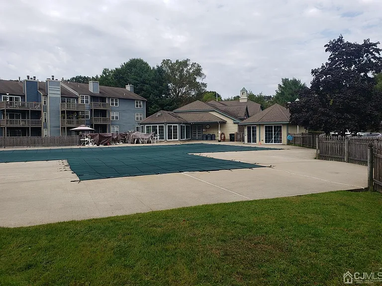 5132 Beech Ct — Photo 34