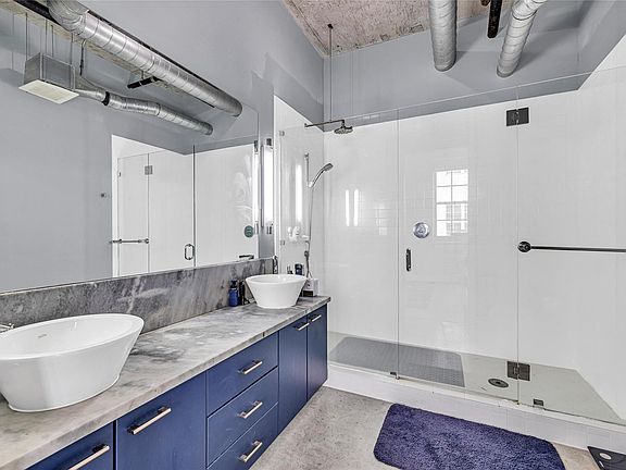 5th image of 435 N Andrews Avenue #301