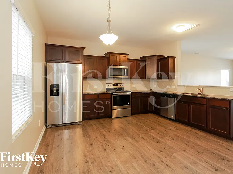 3927 Tersk Dr — Photo 6