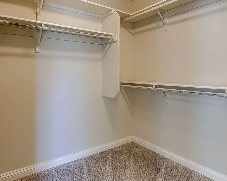 18074 Mayberry St — Photo 28