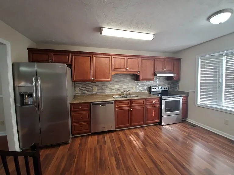 7886 Uriah Dr — Photo 16
