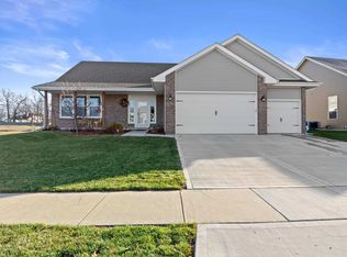 716 Kenseth Way, Cambridge, WI 53523