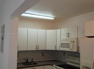 1971 NE 171st St APT 3, Miami, FL 33162