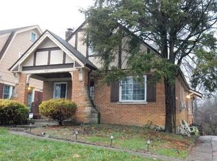 6611 Plainfield Rd, Cincinnati, OH 45236