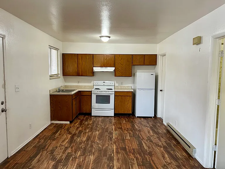 519 Camp St #9 — Photo 4