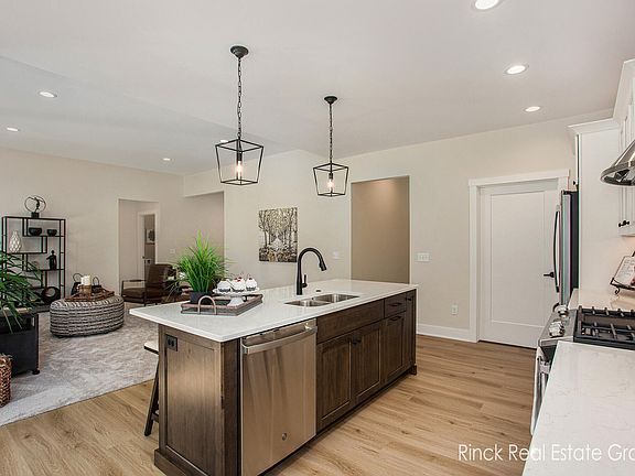 5th image of 2968 Osprey Dr Unit 18