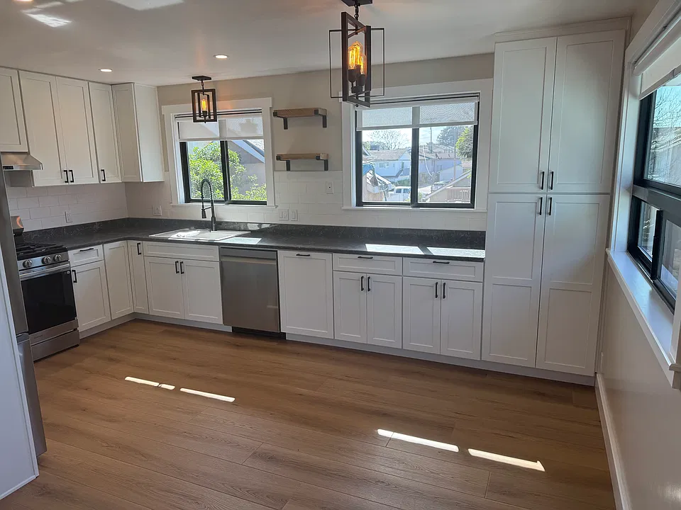 420 Longbranch Ave #113