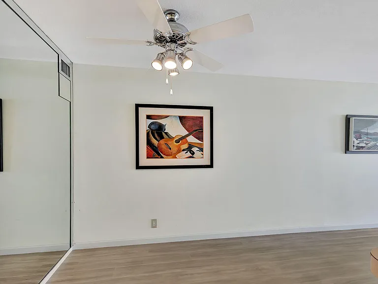 100 Shore Ct #210 — Photo 19