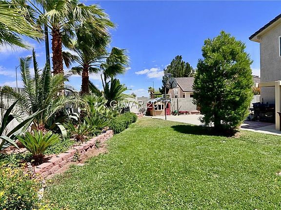 5th image of 8236 Moradi Ave
