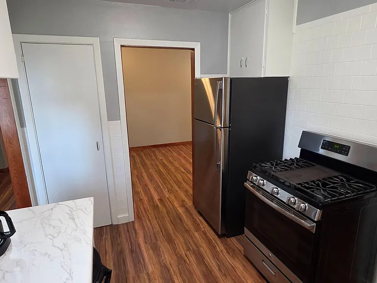 Karen St — Photo 10
