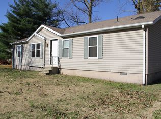 1050 E Baseline Rd, Evansville, IN 47725