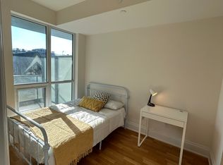 88 Cumberland St #403, Toronto, ON