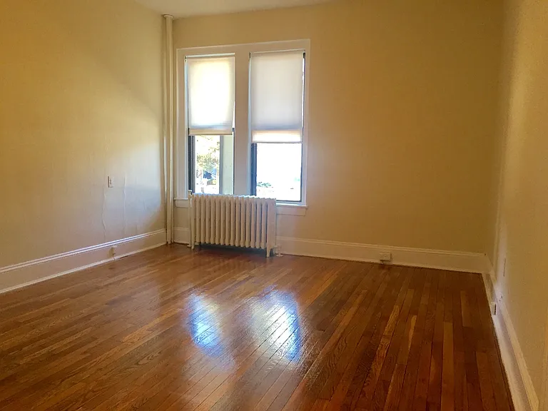 233 Essex St #45 — Photo 4