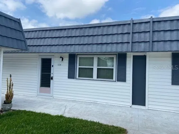 205 Andover Pl N Unit 104, Sun City Center, FL 33573