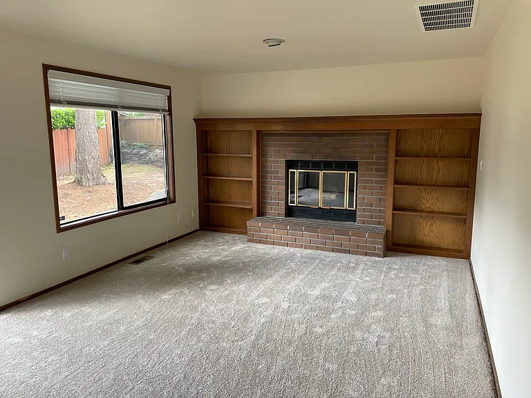 17831 NE 100th Ct — Photo 5