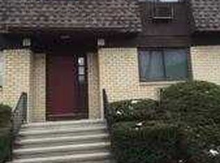 1606 Cherry Hill Dr, Poughkeepsie, NY 12603
