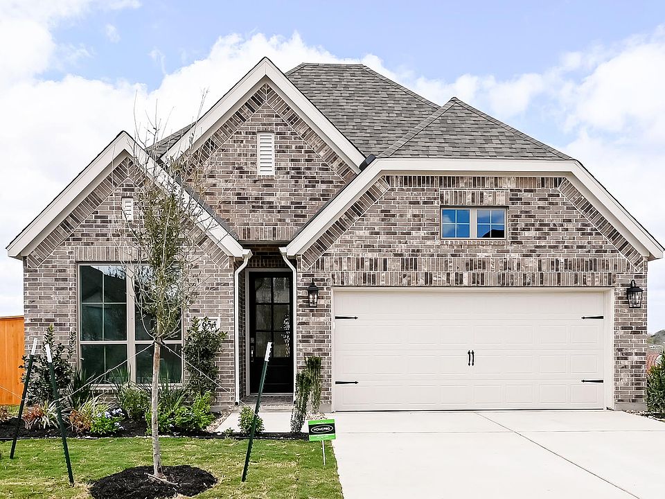 1st image of 654 Bay Breeze Dr