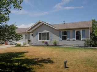 1784 River Bend Dr, Allegan, MI