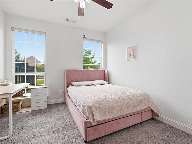 5000 Cyndur Dr — Photo 23
