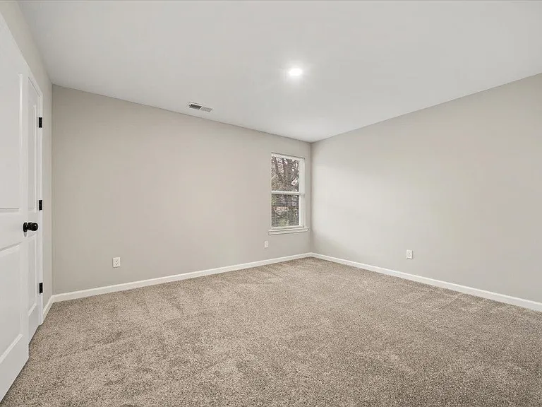 2845 Yale Ave — Photo 18