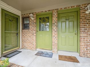 1906 Bayhead Dr, Parlin, NJ 08859