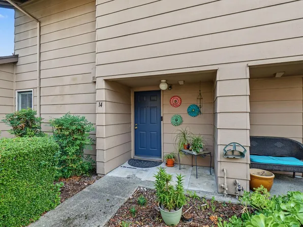6060 Gloria Dr APT 14, Sacramento, CA 95822