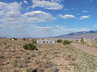 1301 46th St NE, Rio Rancho, NM 87144