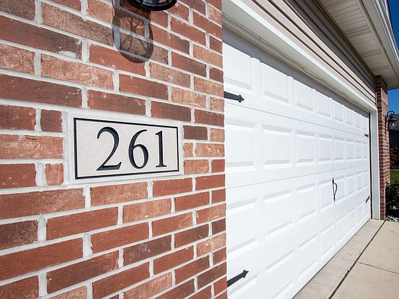 4th image of 261 Honey Locust Ct