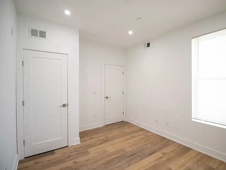 1740 N 22nd St #8 — Photo 19
