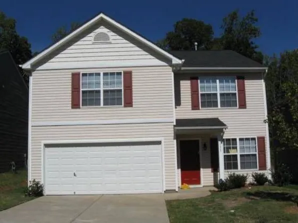 5135 Raspberry Knoll Dr, Charlotte, NC 28208