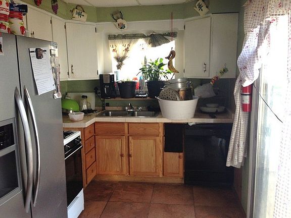 5th image of 14650 Woodlawn Ave
