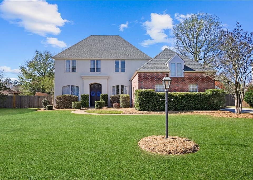 1st image of 1344 Rue Bayonne