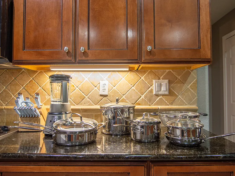 44310 Apache Plume St — Photo 34