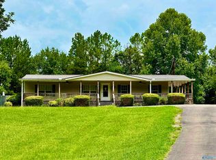 807 E Main St, Glencoe, AL 35905