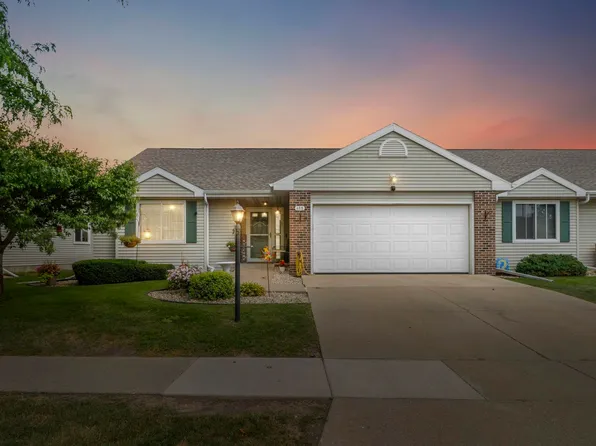 638 Kensington Sq, Stoughton, WI 53589