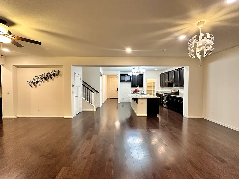 Vino Verde Ct — Photo 11