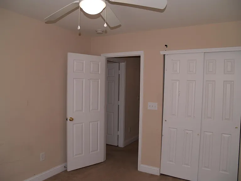 142 Silverspring Pl #A — Photo 15