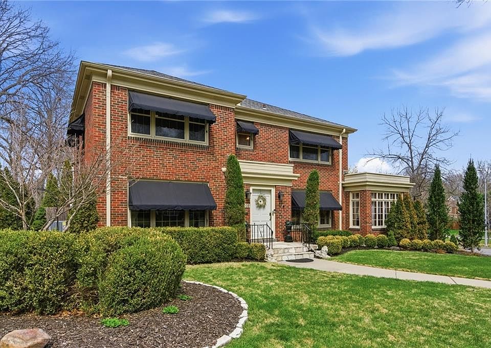 1200 W 70th Ter, Kansas City, MO 64113 | Zillow