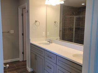 2552 Woolsey St, Norfolk, VA 23513